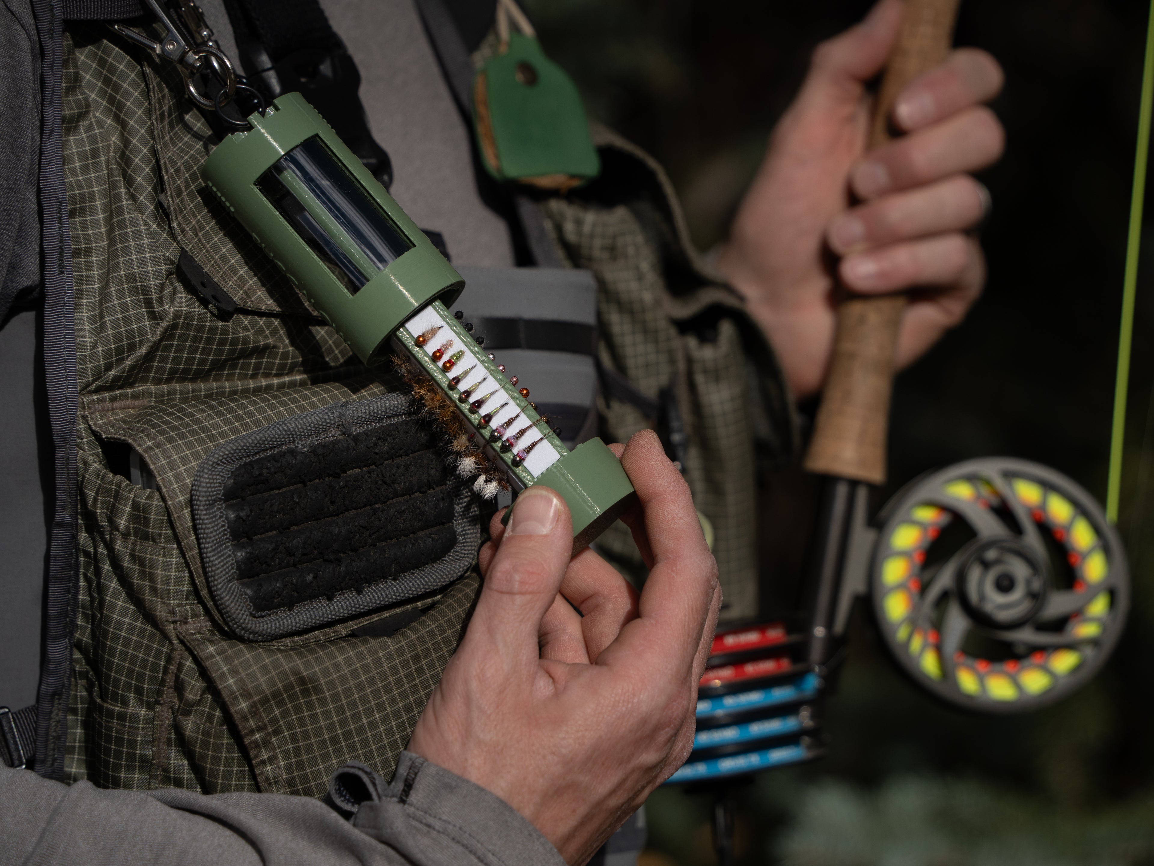 BUGGALOW CLIP-ON FLY BOX